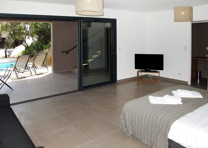 Bruyeres 1 By Interhome Дом отдыха Портисьо